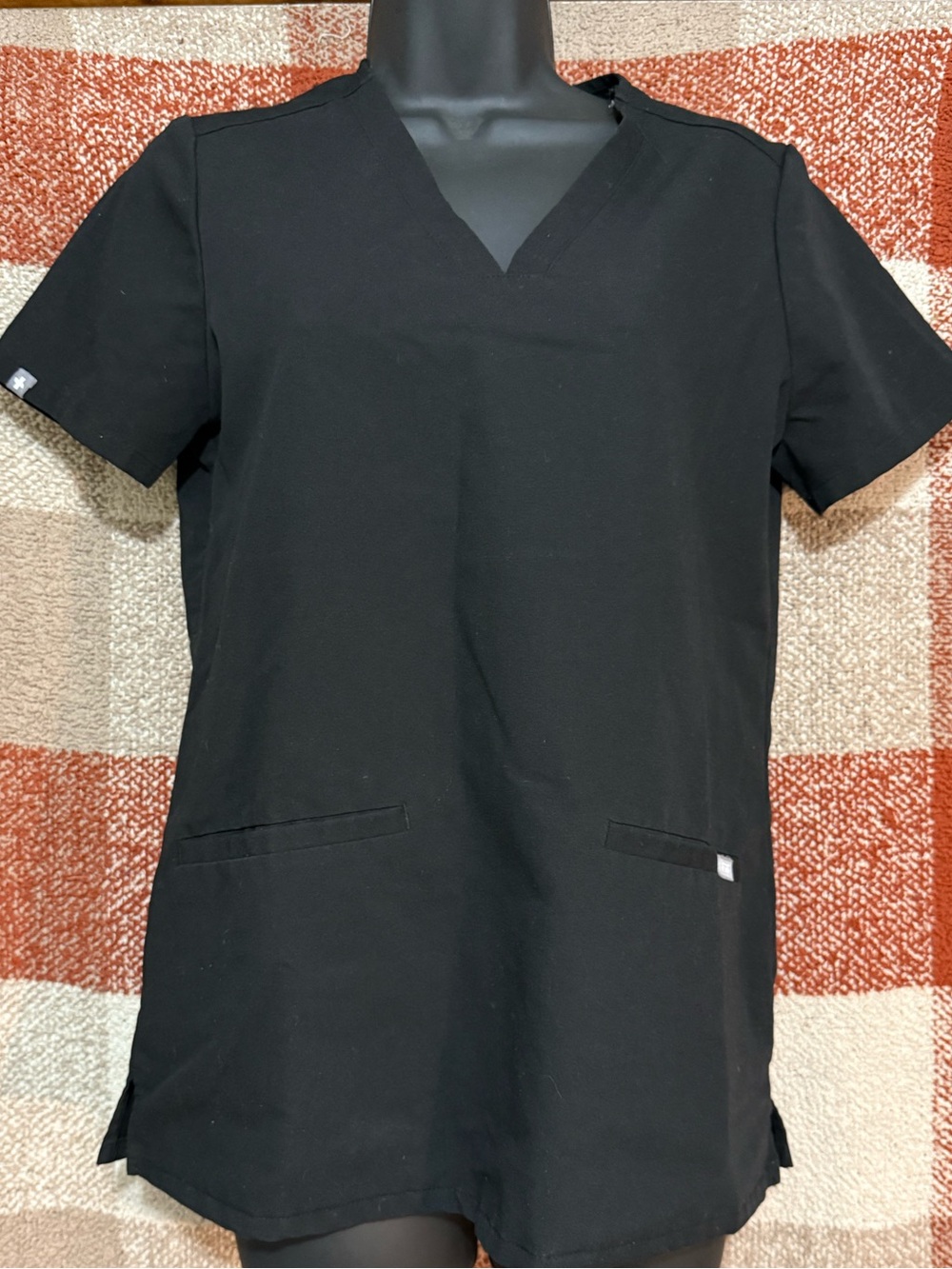 FIGS Technical Collection Black Scrub Top Women’s XS